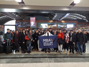 MBA Okulu Öğrencileri Bilim Eğitimi için Cern'de Buluştu