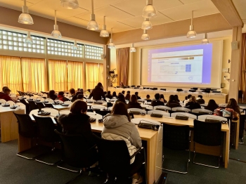 MBA Okulu Öğrencileri Bilim Eğitimi için Cern'de Buluştu