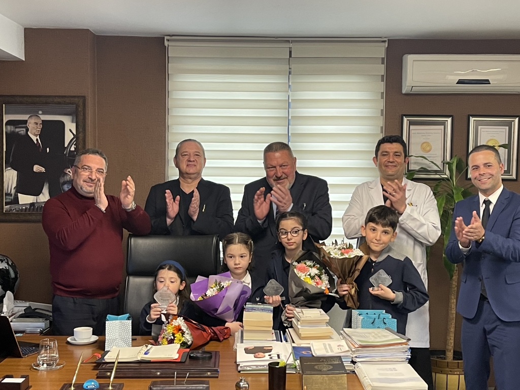 23 Nisan’da MBA Öğrencileri Medicana Doktorlarının Koltuklarını Devraldı